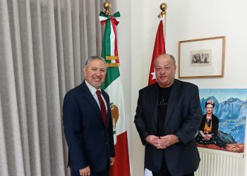 سماوي المدير التنفيذي لمهرجان جرش يلتقي السفير المكسيكي لدى الأردن