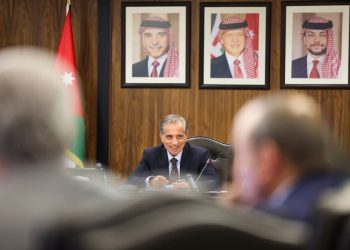 العفو العام ومخالفات السير على طاولة رئيس الوزراء