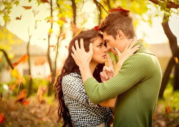 كيف تعرفين إن كان حبه جسديًا أم عاطفيًا؟