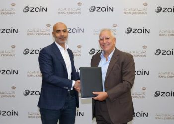 الملكية الأردنية وزين تطلقان خدمة الترجمة الفورية بلغة الإشارة للصم