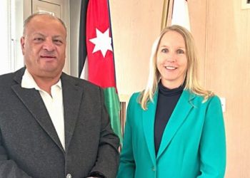 ستيلا كلوث سفيرة مملكة هولندا تلتقي مدير مهرجان جرش ايمن سماوي