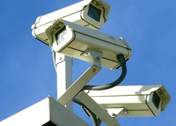 كاميرا كل 500 متر.. ابتسم من فضلك فأنت في مدينة الكاميرا الخفية