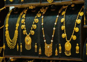 الذهب عيار 21 في الأردن 81.40 دينارا وعيار 18: 72.00 دينارا