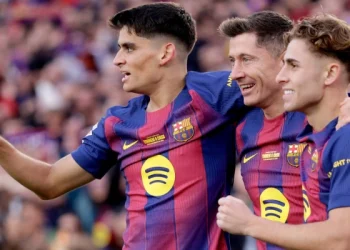 حرب وانقلاب.. ماذا يحدث في غرف برشلونة الداخلية؟