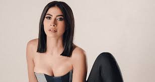 روبي تستنكر اتّهامات ابنة كريم محمود عبد العزيز