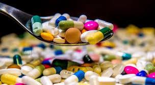 الغذاء والدواء تدرس تخفيض أسعار الأدوية وقوائم جديدة ستُعلن قريبًا