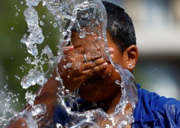 درجات الحرارة أعلى من معدلاتها بـ 7 درجات في الاردن