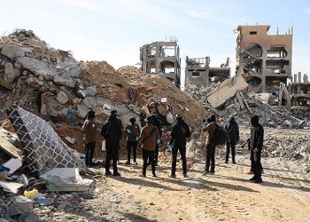 اشتباكات في رفح.. إصابة 4 جنود إسرائيليين بقذيفة RPG