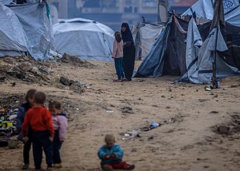 الطائرات الإسرائيلية تشن سلسلة غارات جوية على جنوب وشرق مدينة غزة