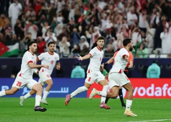 الأردنيون يحتفلون بفوز النشامى على العراق في شوارع عمان والمحافظات