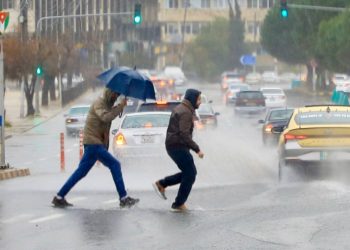 تعمّق المنخفض وأمطار غزيرة في عدة مناطق في الاردن