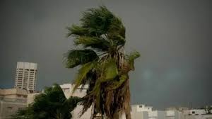 عواصف رعدية وزخات البرد وأمطار في العاصمة عمان