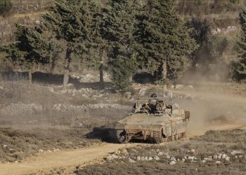 بدبابات وجرافات.. توغلات إسرائيلية جديدة بالقنيطرة السورية