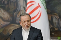 عراقجي يتحدث عن “مصافحة من دون موعد جديد”