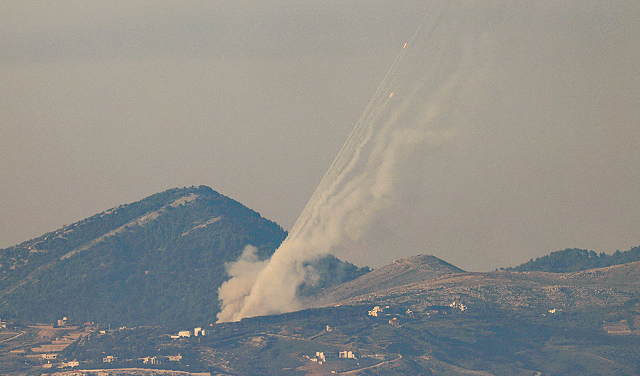 حزب الله يقصف حيفا وتل أبيب ويعلن عن عدة عمليات