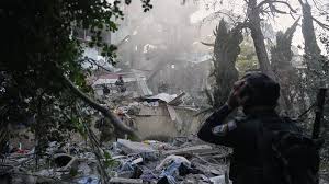 تصعيد من تل أبيب إلى طهران وبيروت ومسار دبلوماسي لوقف القتال