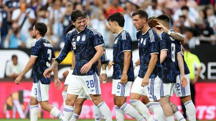 الأرجنتين تثير مخاوف كبيرة قبل ساعات من انطلاق كأس العالم