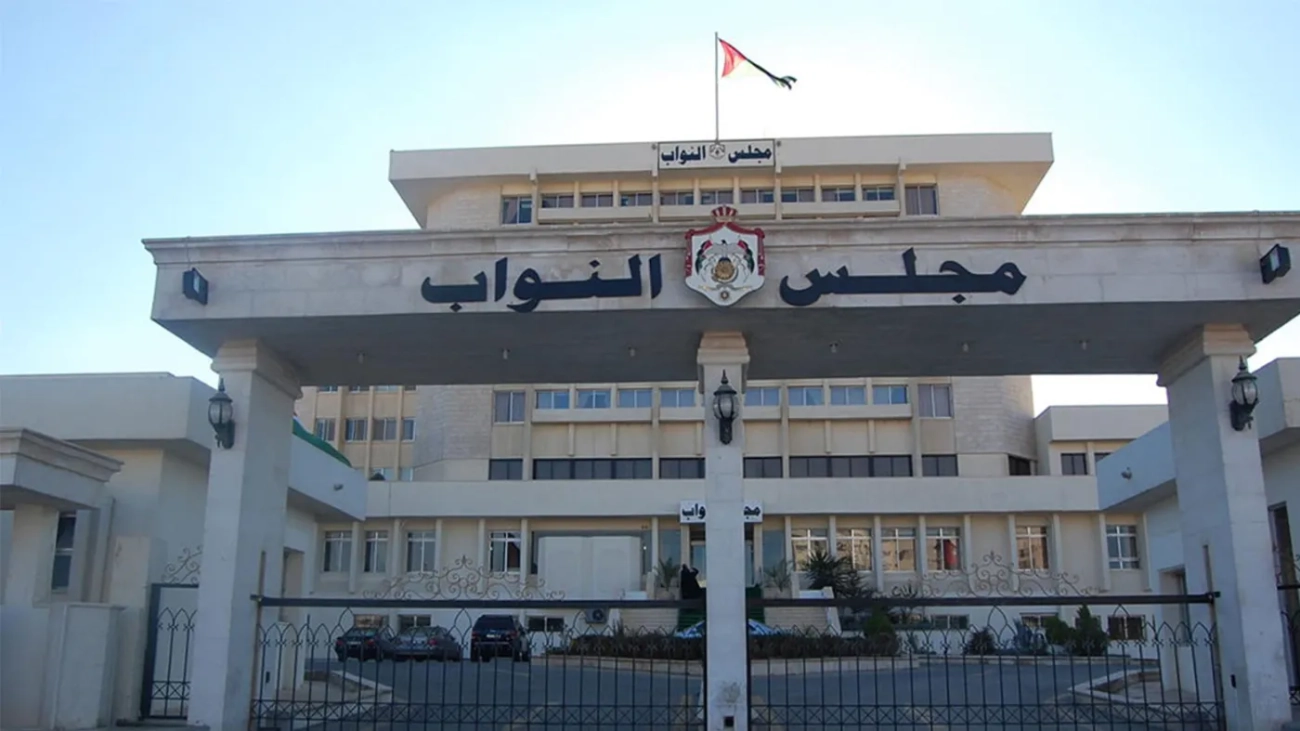 مذكرة نيابية تطالب بإغلاق أماكن مهجورة تُستغل لنشاطات غير قانونية
