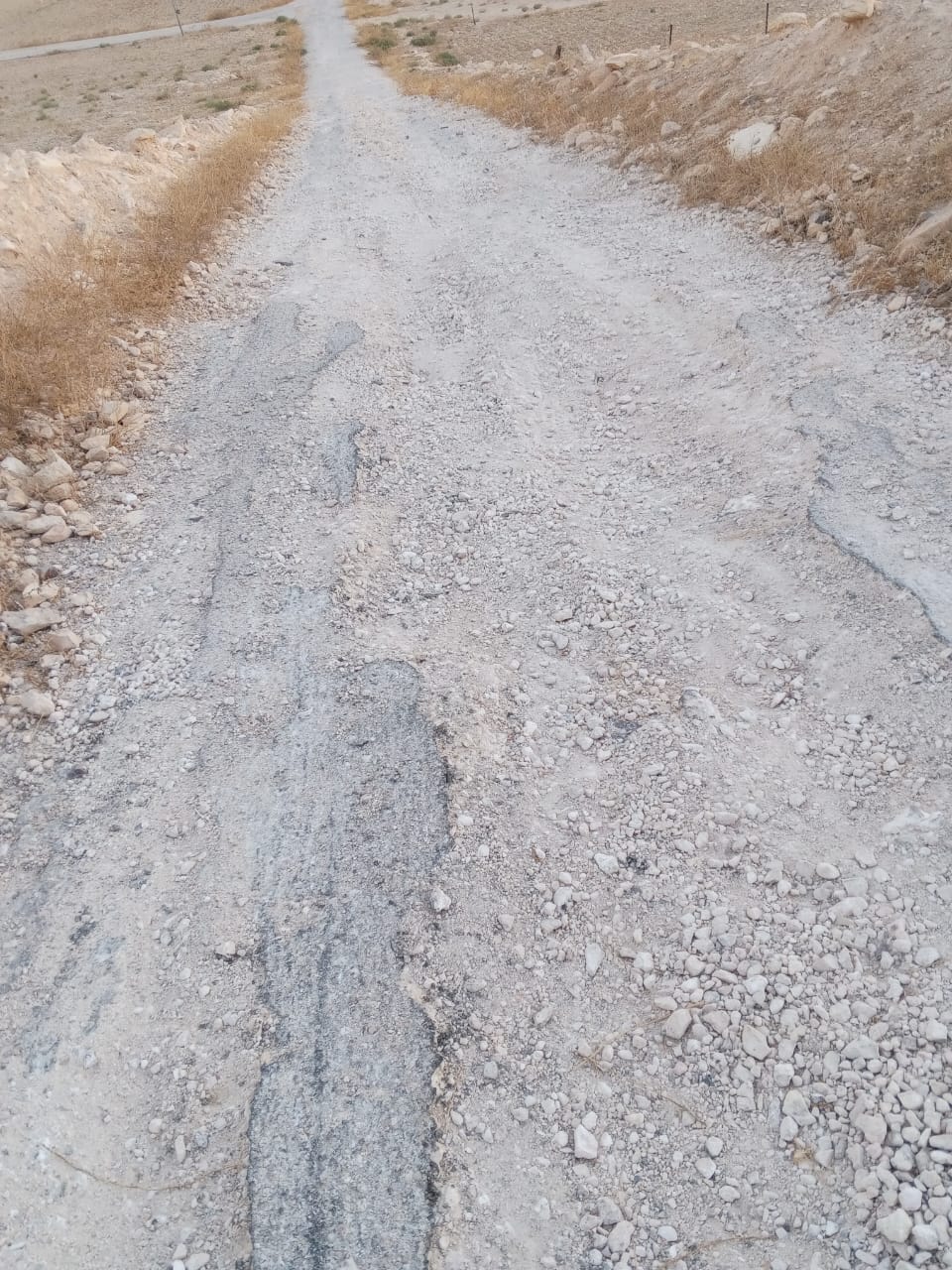 طريق جنزير بلدة حوشا شاهدا على أهمال البلدية
