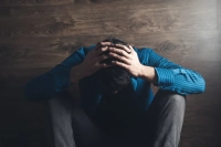 إربد .. اقترب منها وحرك شفتيه وقال لها “بدي اهريكي هري”
