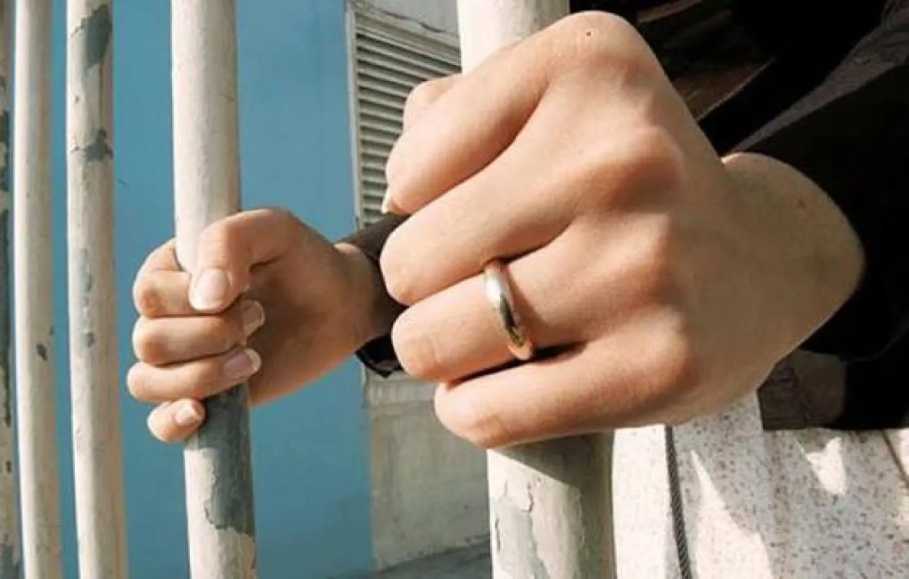 وعدها بالزواج.. إعلان حكم بحق زاني وزانية بعد ثبوت الواقعة
